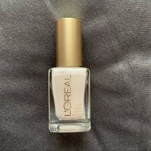 L'Oreal Paris Colour Riche Nail, How Romantic